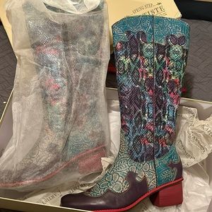 NEW Spring Step L'Artiste Women's Rodeo Tall Western Style Snake Print boots